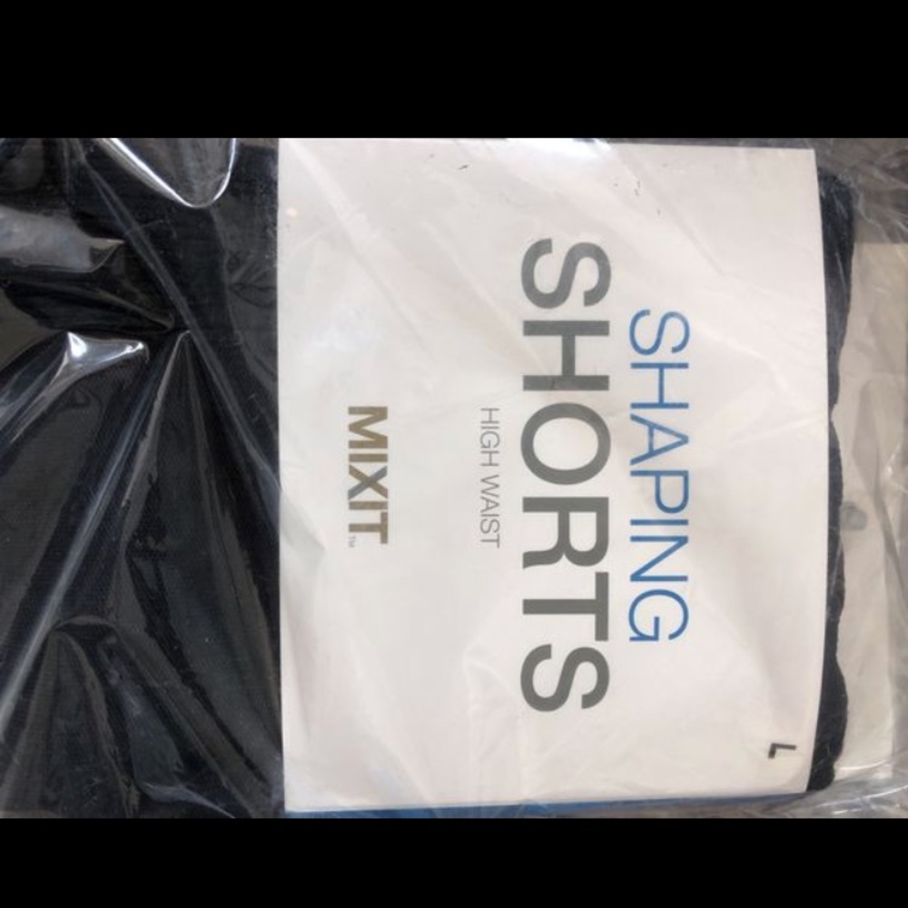 Shaping shorts